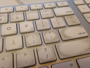 Bàn phím bị kẹt khi sử dụng lâu ngày